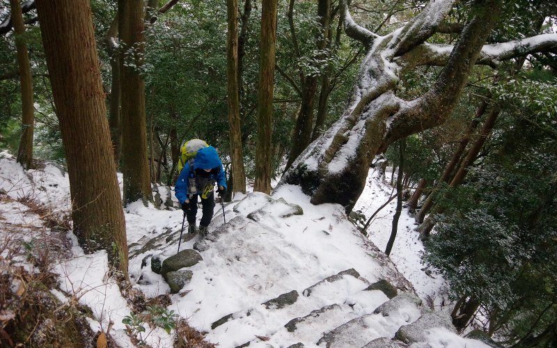 雪の大山（雨降山）