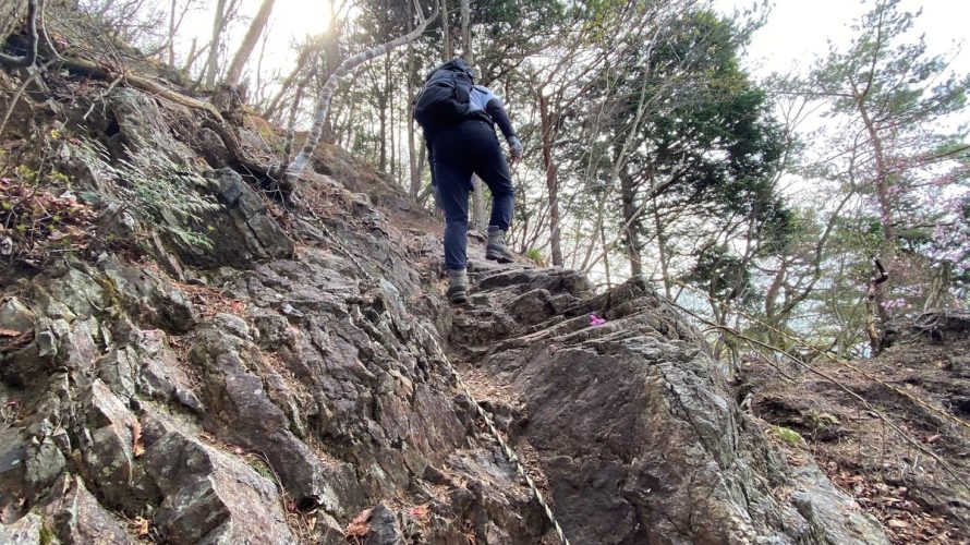 鳴神山