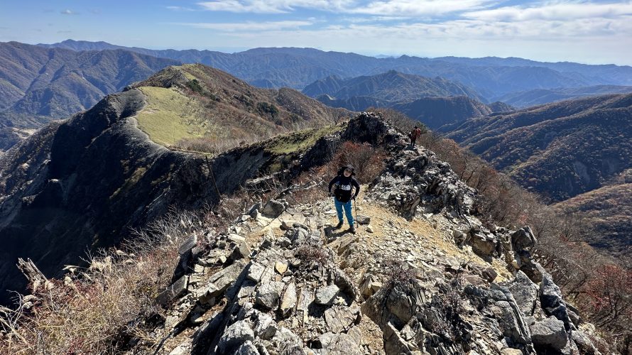 中倉山と沢入山