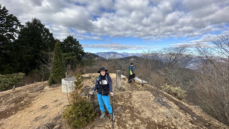 日の出山